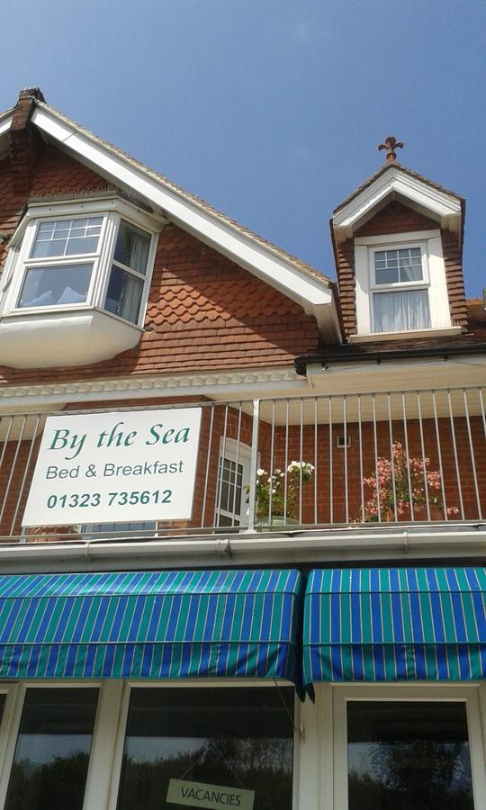 By The Sea Bed And Breakfast Eastbourne Ngoại thất bức ảnh